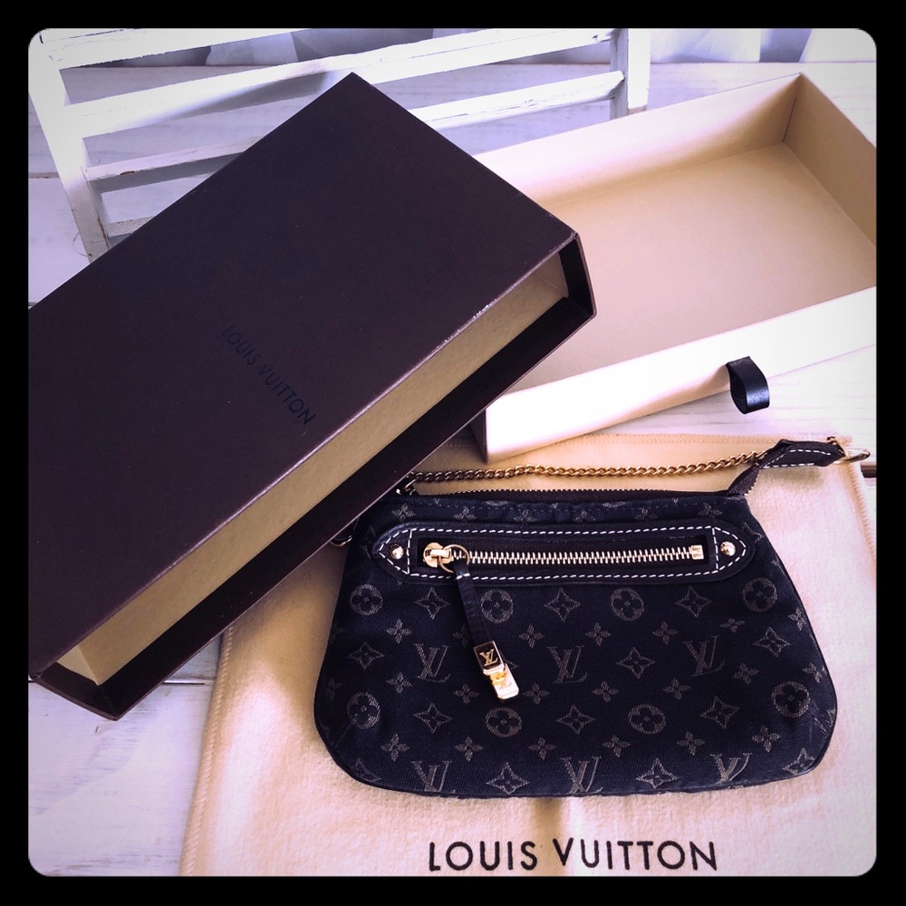 Louis Vuitton Monogram Mini Pochette.